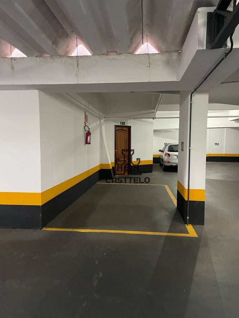 Apartamento à venda com 3 quartos, 111m² - Foto 18