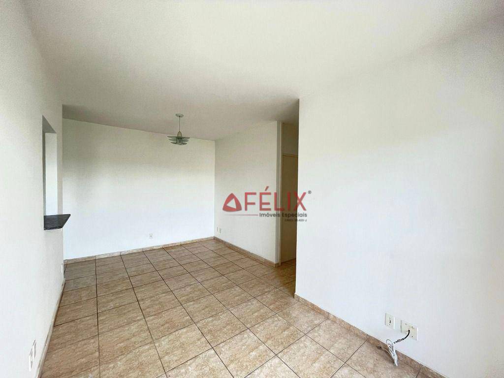 Apartamento, 3 quartos, 70 m² - Foto 2