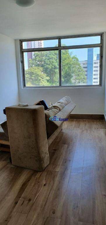 Apartamento para alugar com 2 quartos, 80m² - Foto 3