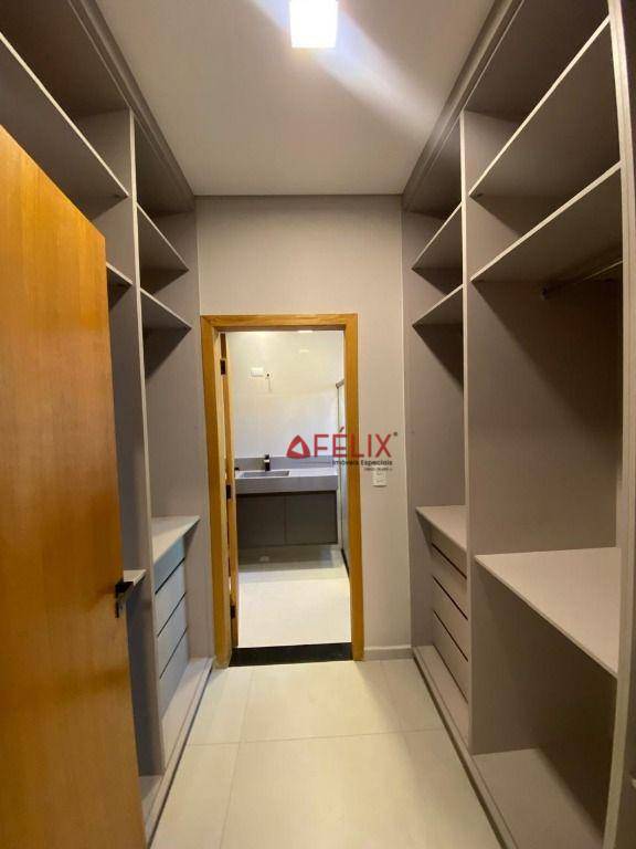 Casa de Condomínio para alugar com 3 quartos, 220m² - Foto 54
