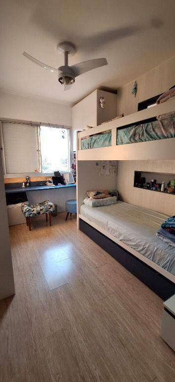 Apartamento à venda com 3 quartos, 114m² - Foto 12