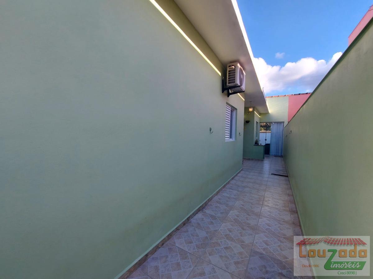 Casa à venda com 2 quartos, 150m² - Foto 18