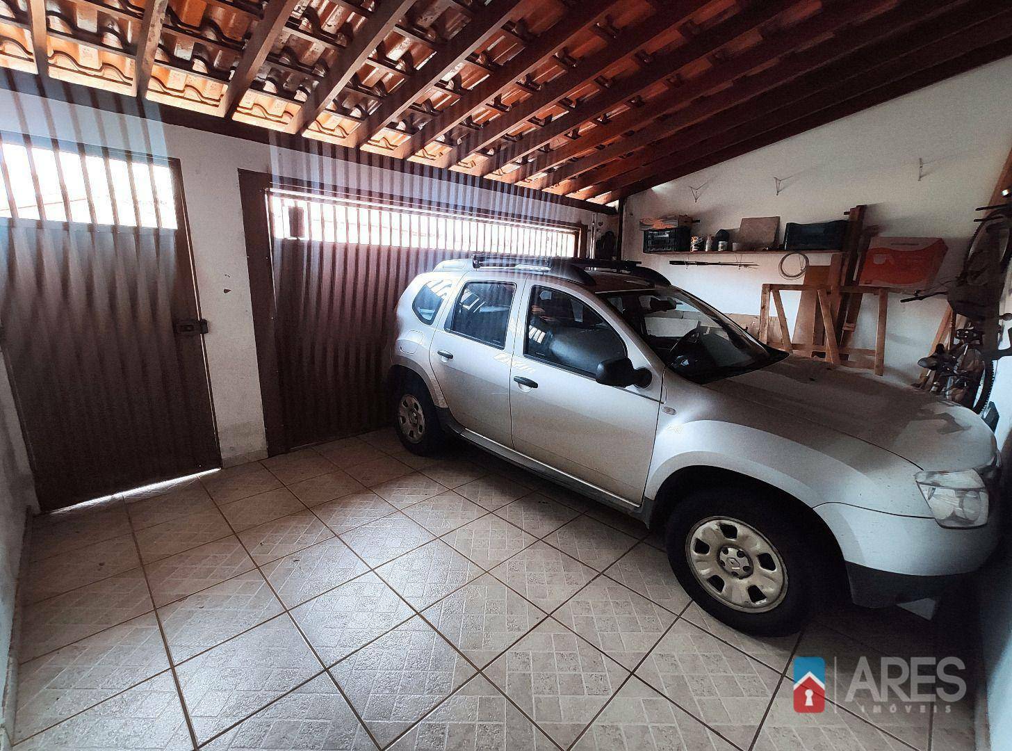 Casa à venda com 3 quartos, 286m² - Foto 18