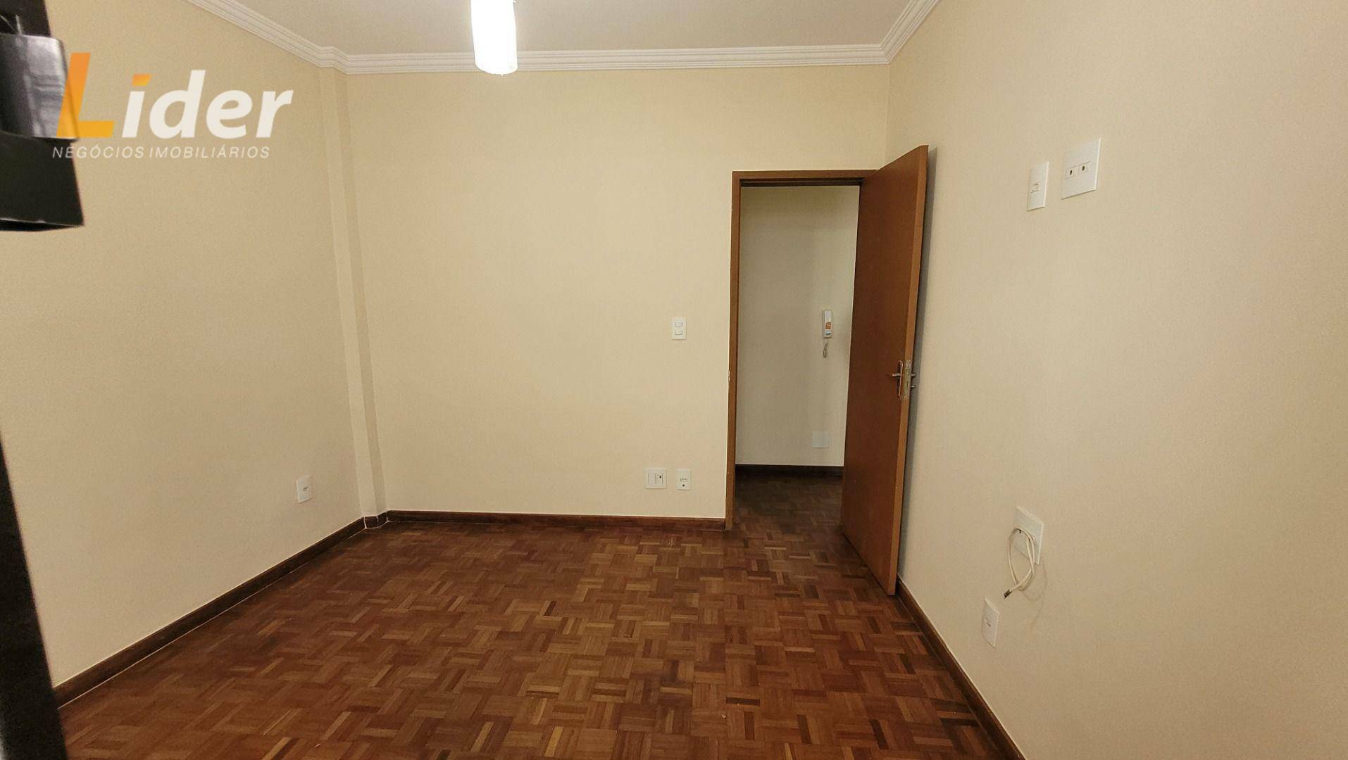 Apartamento à venda com 3 quartos, 98m² - Foto 13