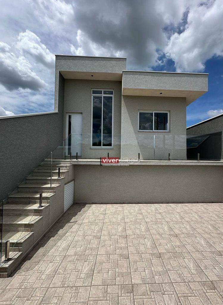 Casa à venda com 3 quartos, 78m² - Foto 1