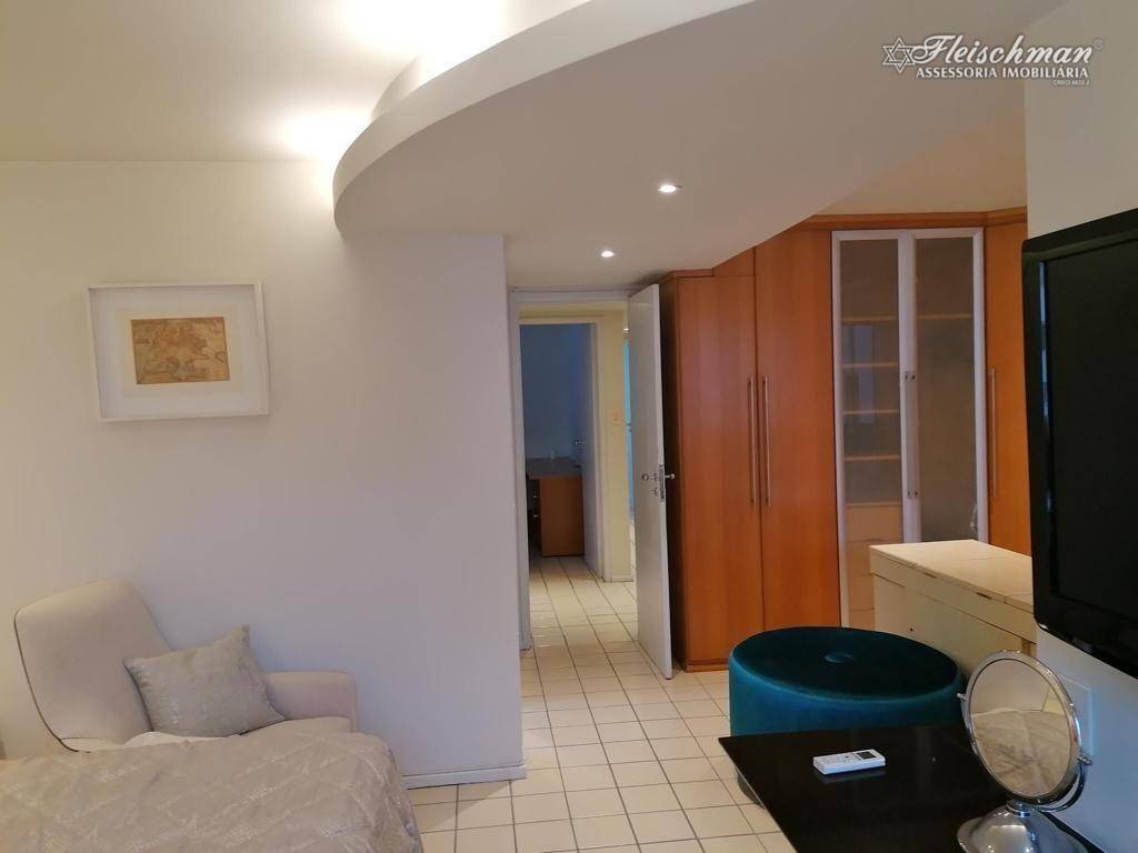 Apartamento à venda com 3 quartos, 167m² - Foto 32