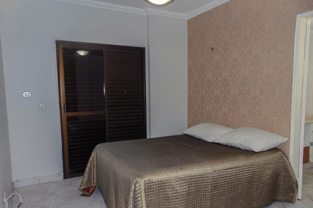 Apartamento à venda com 3 quartos, 140m² - Foto 12