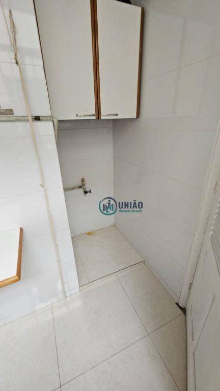 Apartamento à venda com 2 quartos, 72m² - Foto 14