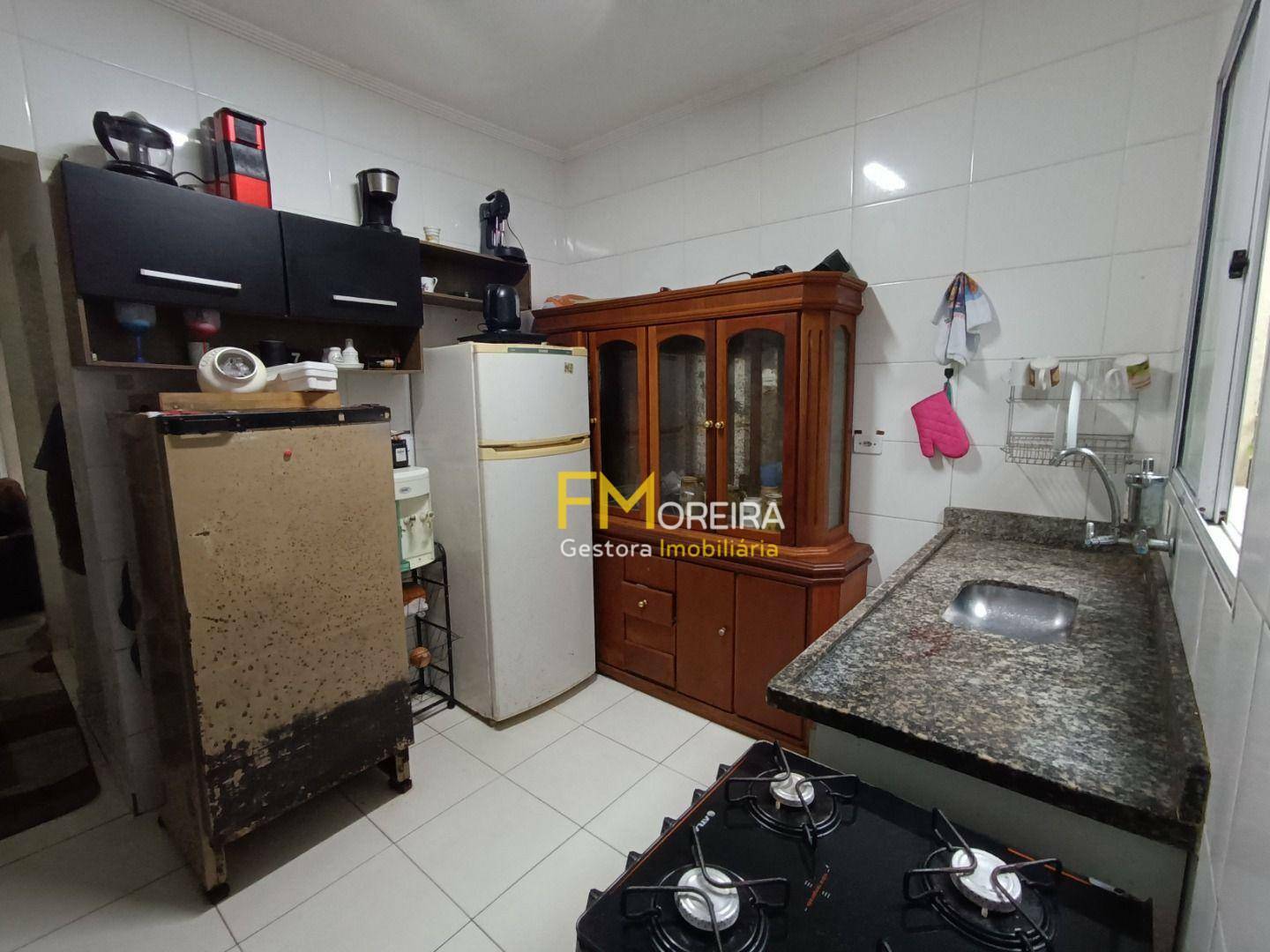 Casa à venda com 2 quartos, 64m² - Foto 5