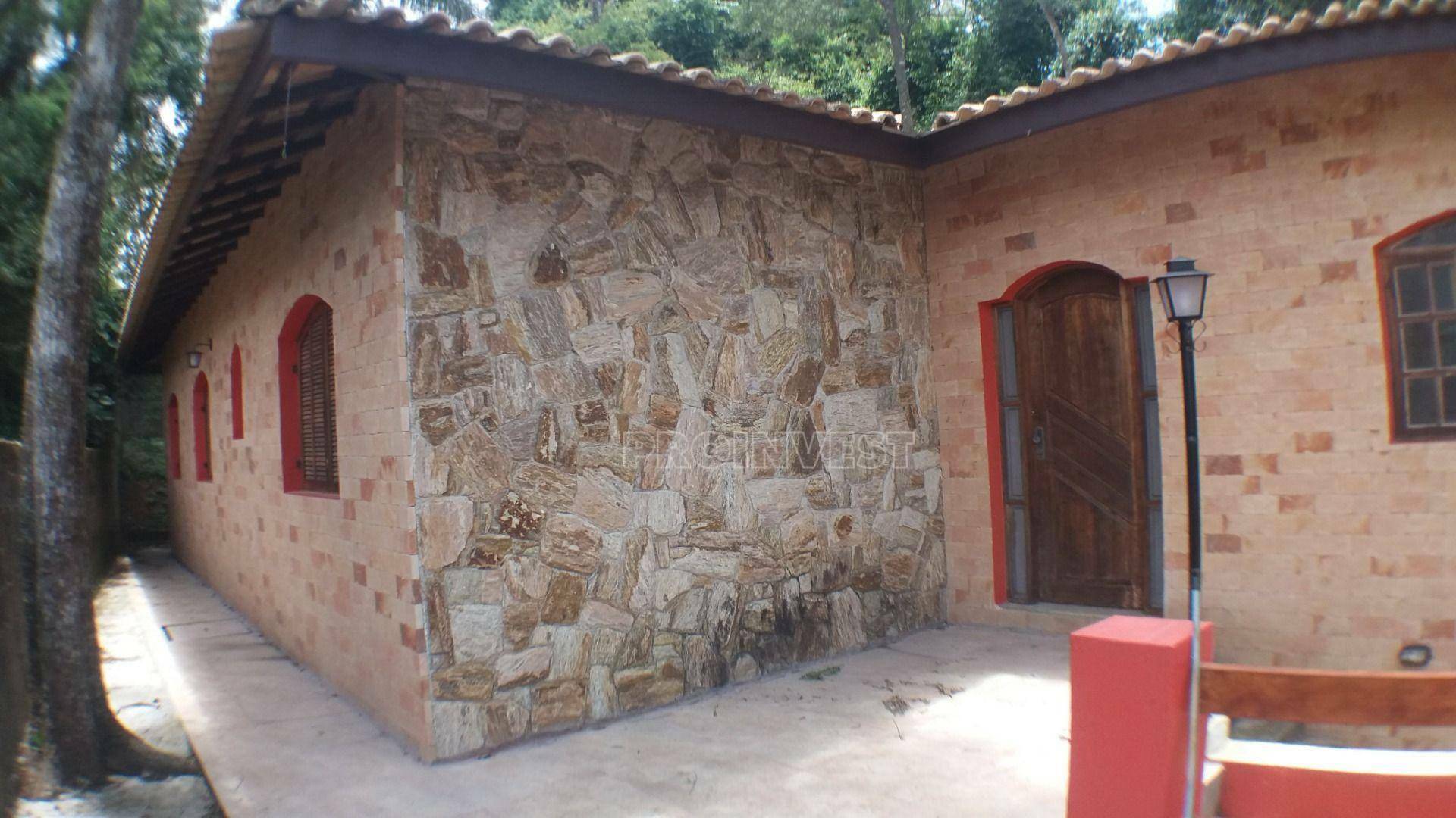 Casa de Condomínio à venda e aluguel com 3 quartos, 180m² - Foto 3