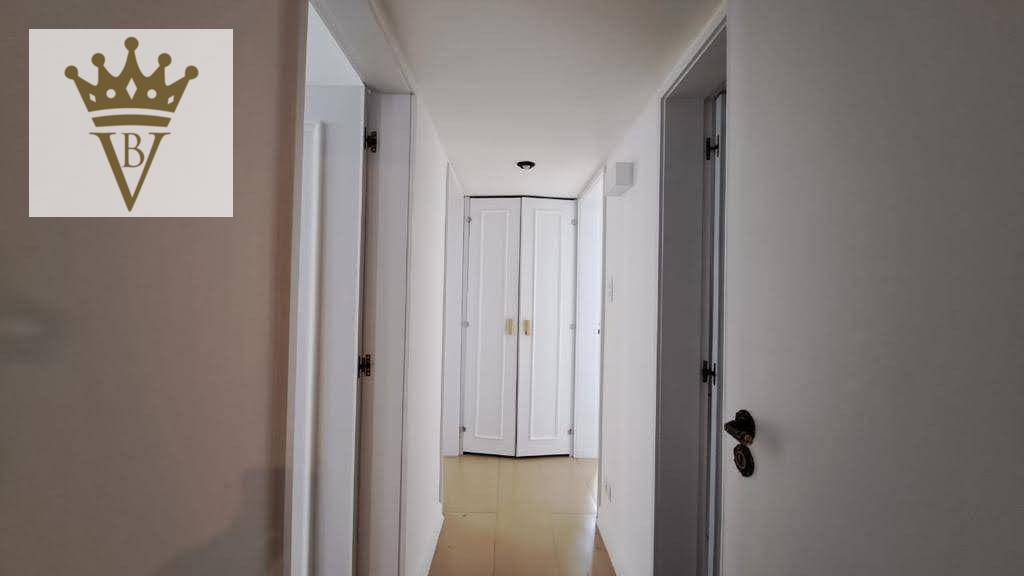 Apartamento à venda com 3 quartos, 137m² - Foto 12