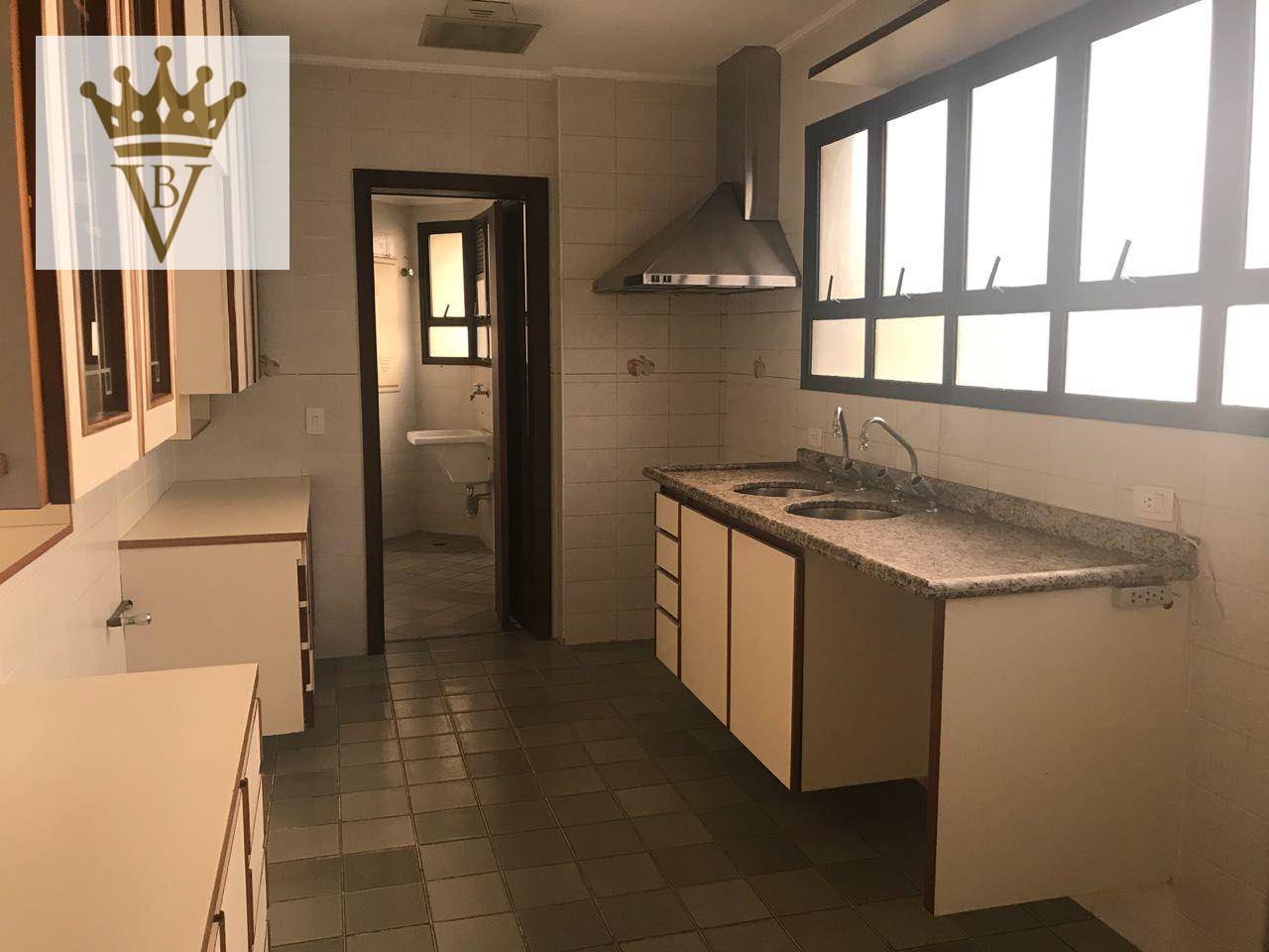 Apartamento à venda com 3 quartos, 163m² - Foto 19