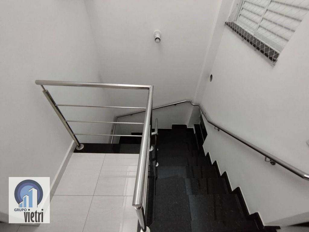 Sobrado à venda com 3 quartos, 200m² - Foto 10