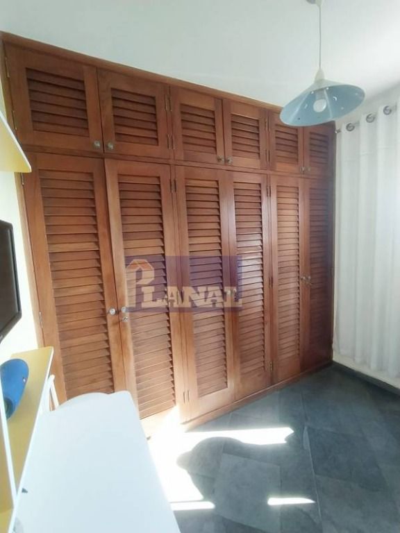 Apartamento à venda com 2 quartos, 66m² - Foto 11