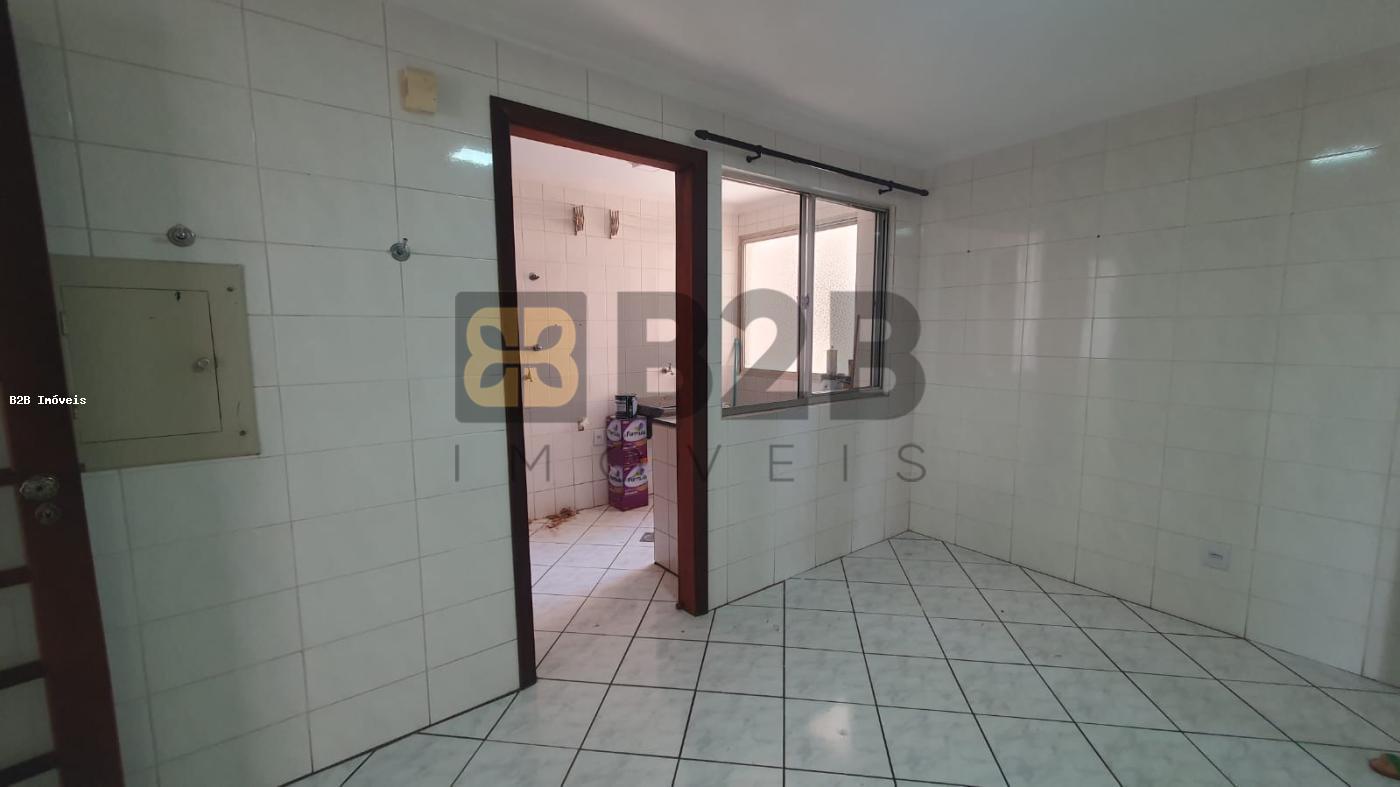 Apartamento à venda com 3 quartos, 160m² - Foto 5