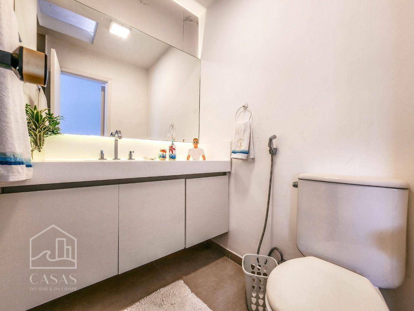 Casa de Condomínio à venda e temporada com 4 quartos, 250m² - Foto 19
