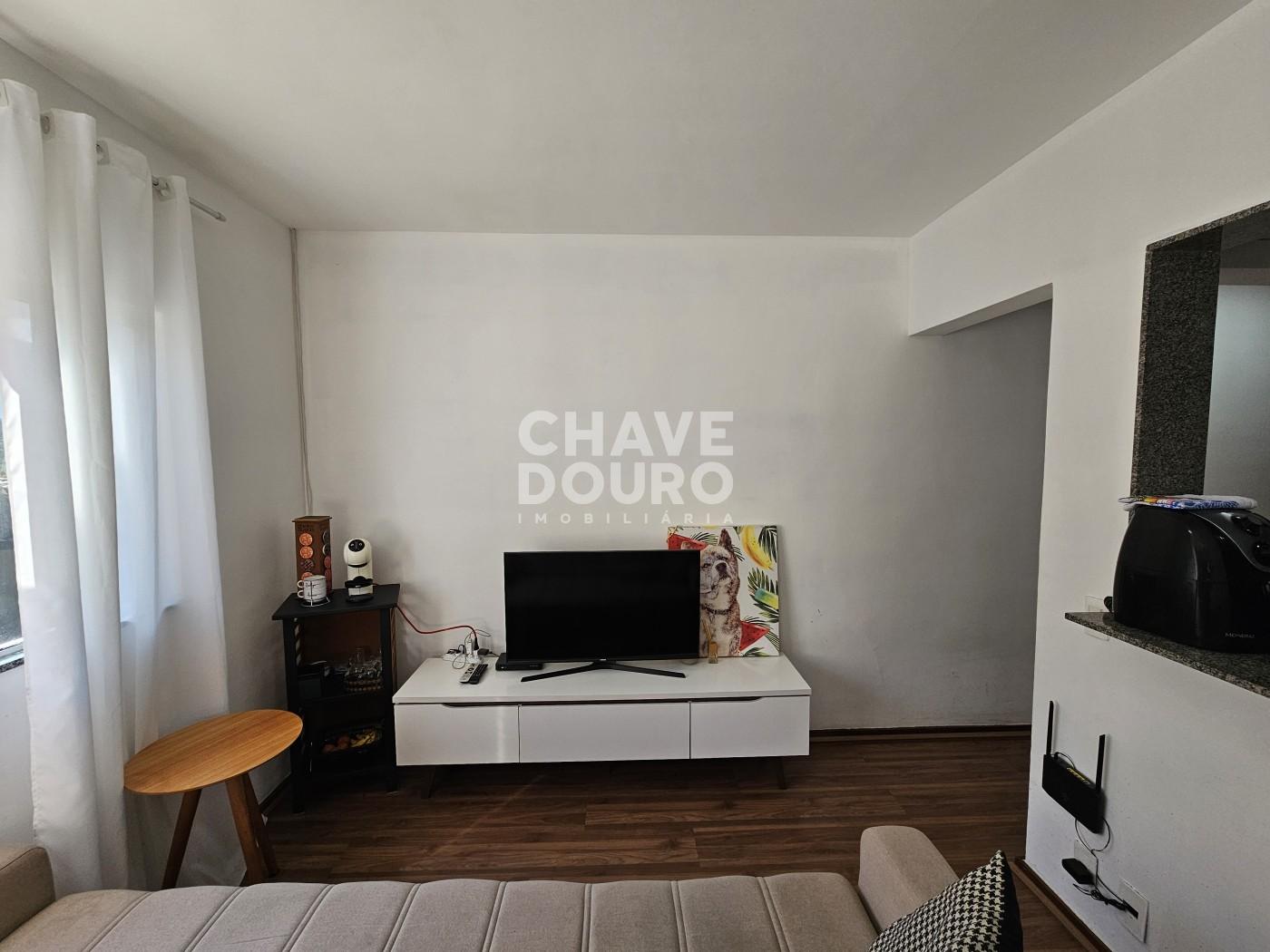 Casa à venda com 2 quartos, 52m² - Foto 5
