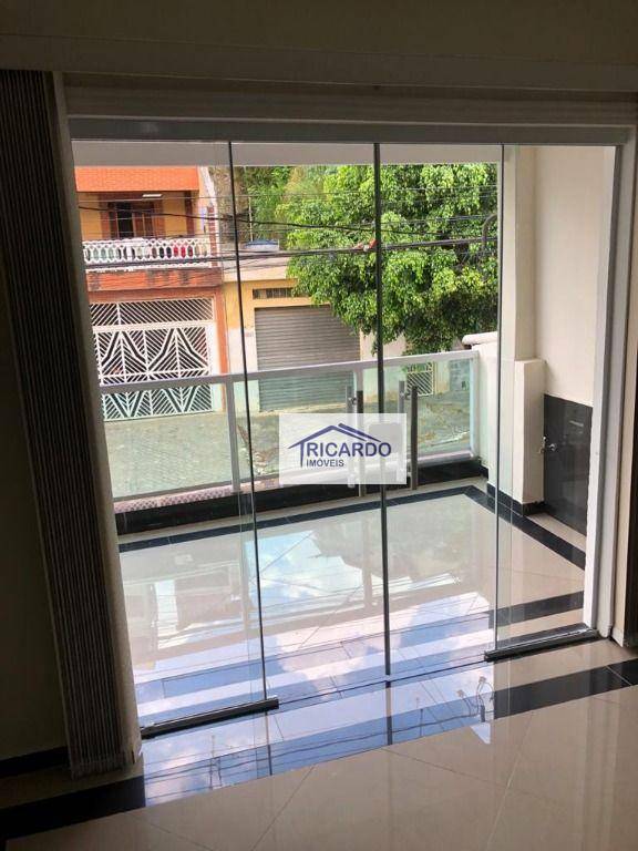 Sobrado à venda com 3 quartos, 200m² - Foto 15