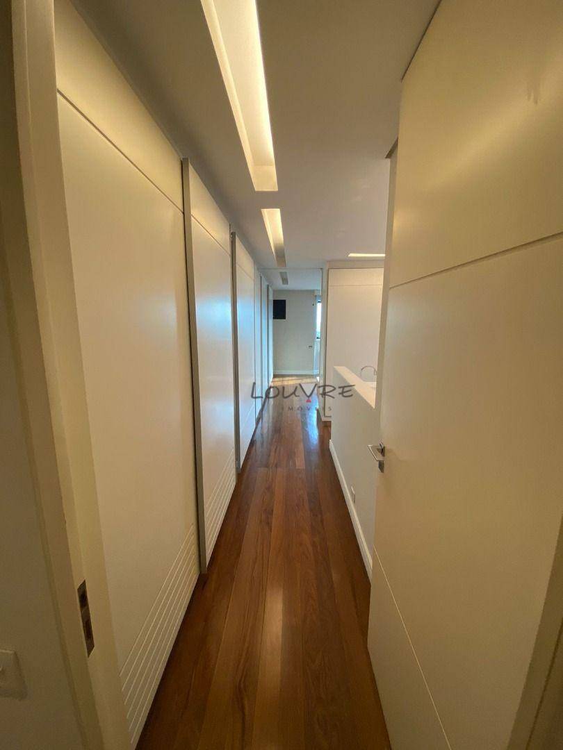 Apartamento à venda com 3 quartos, 192m² - Foto 13