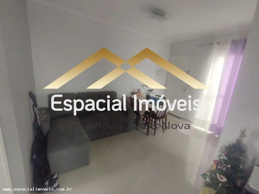 Apartamento à venda com 2 quartos, 46m² - Foto 2