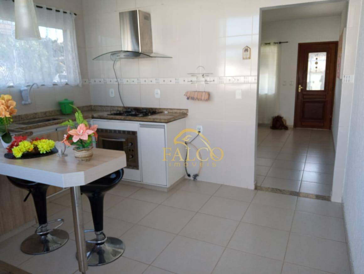 Casa à venda e aluguel com 2 quartos, 150m² - Foto 18