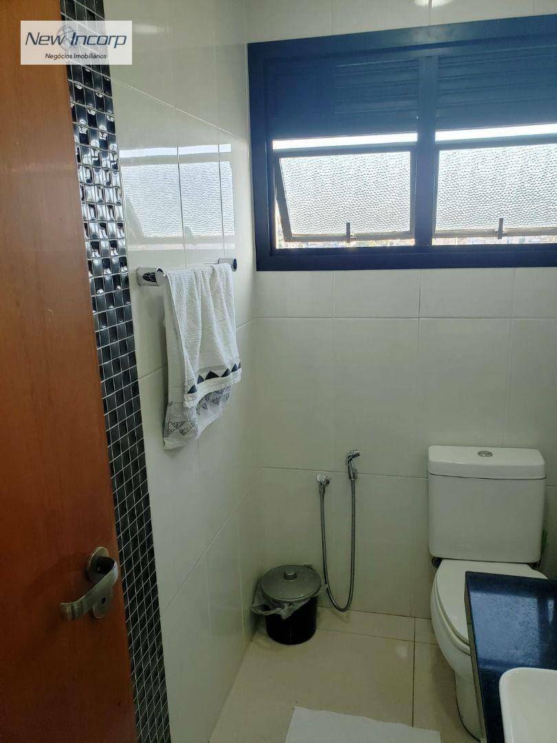 Apartamento à venda com 3 quartos, 220m² - Foto 26