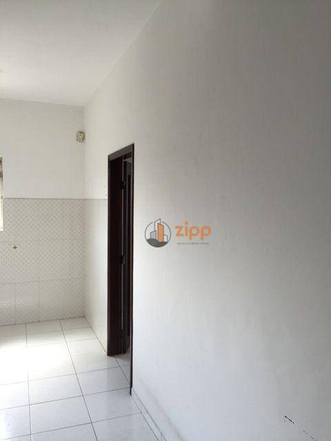 Apartamento para alugar com 2 quartos, 45m² - Foto 8