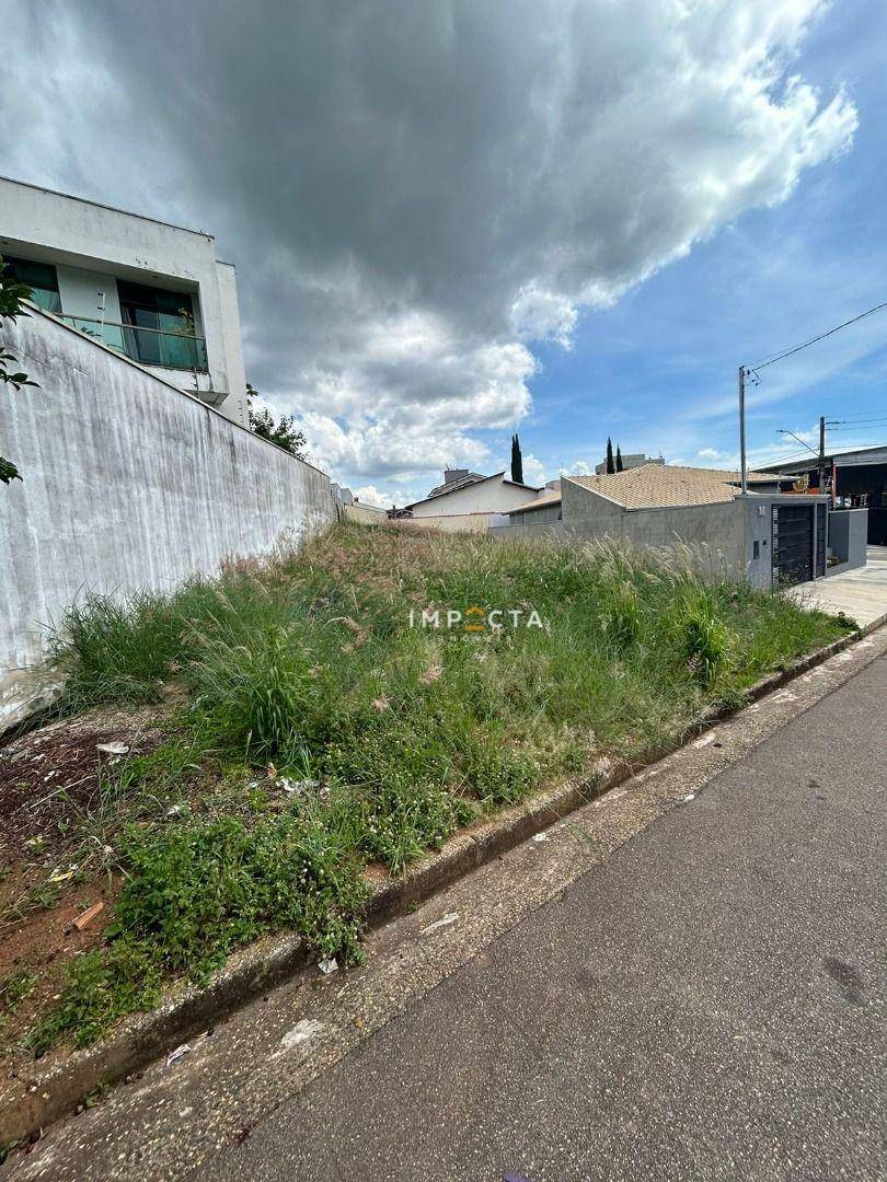 Terreno à venda, 402M2 - Foto 2