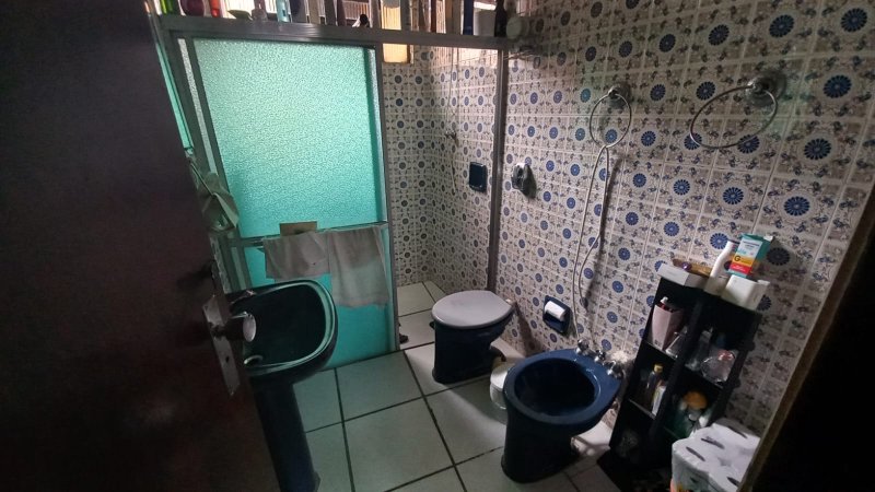 Casa à venda com 3 quartos, 299m² - Foto 14