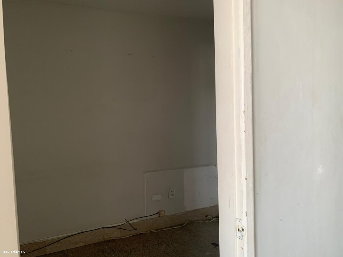 Loja-Salão para alugar com 1 quarto, 250m² - Foto 12