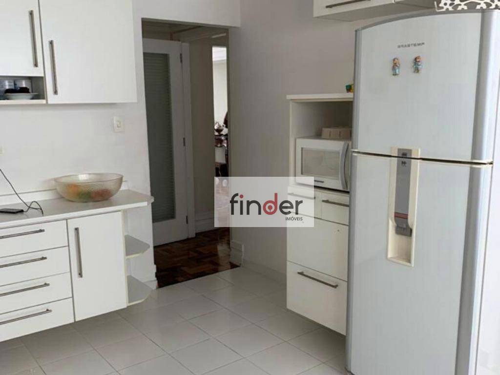 Apartamento à venda com 3 quartos, 200m² - Foto 11