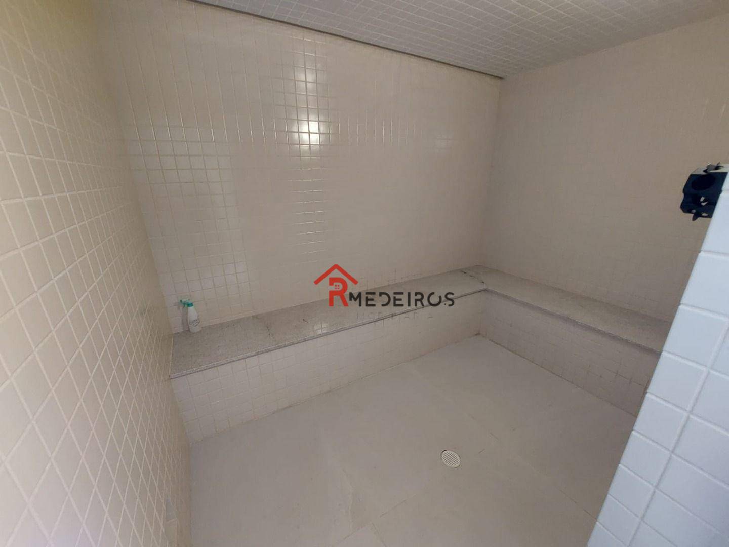 Apartamento à venda com 2 quartos, 77m² - Foto 27