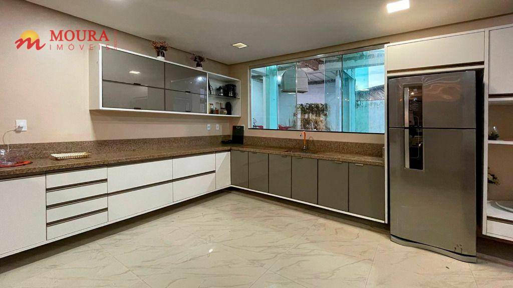 Casa à venda com 3 quartos, 150m² - Foto 4