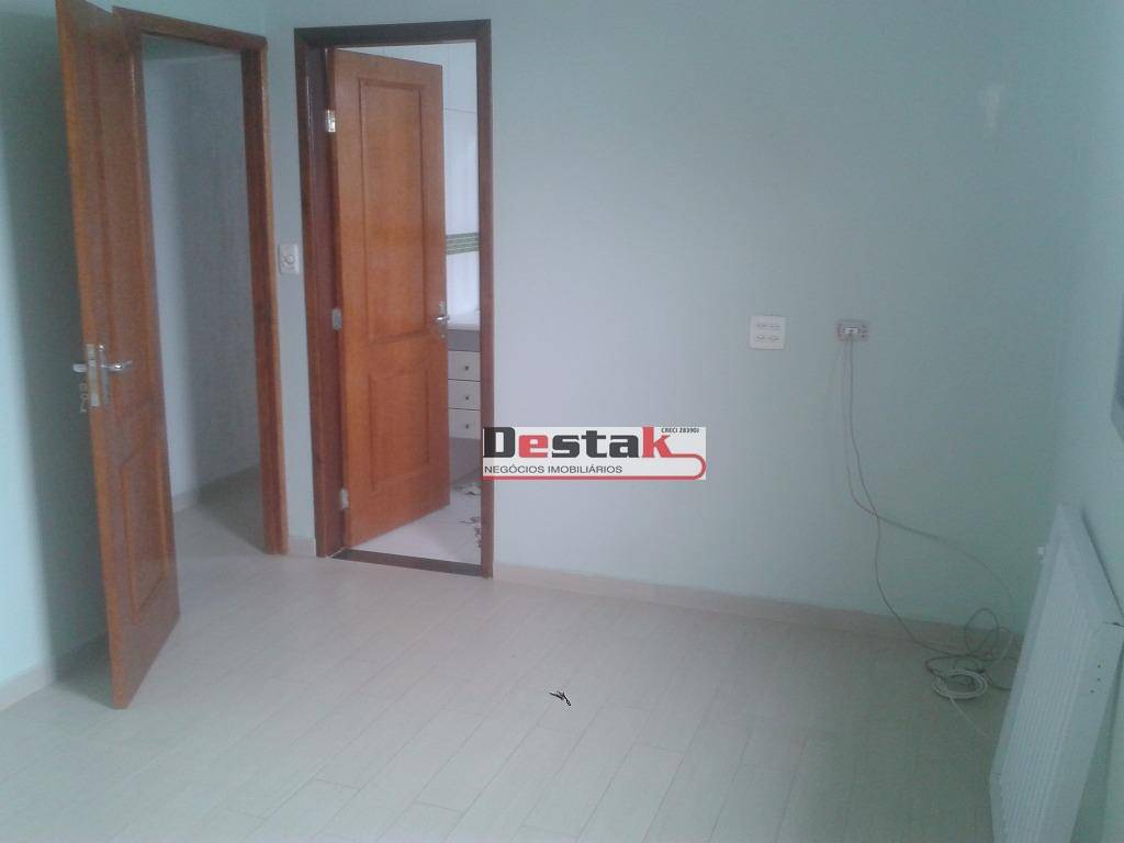 Casa à venda com 3 quartos, 230m² - Foto 15