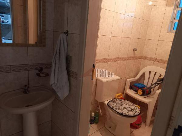 Casa à venda com 3 quartos, 200m² - Foto 19