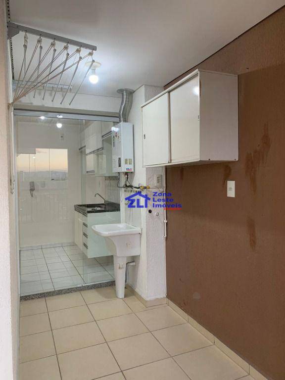 Apartamento à venda com 2 quartos, 60m² - Foto 11