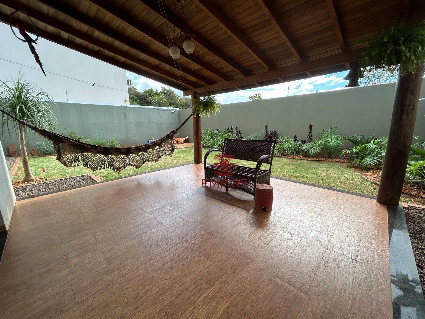 Casa à venda com 4 quartos, 300m² - Foto 6