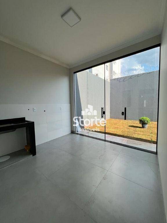 Casa à venda com 3 quartos, 142m² - Foto 5