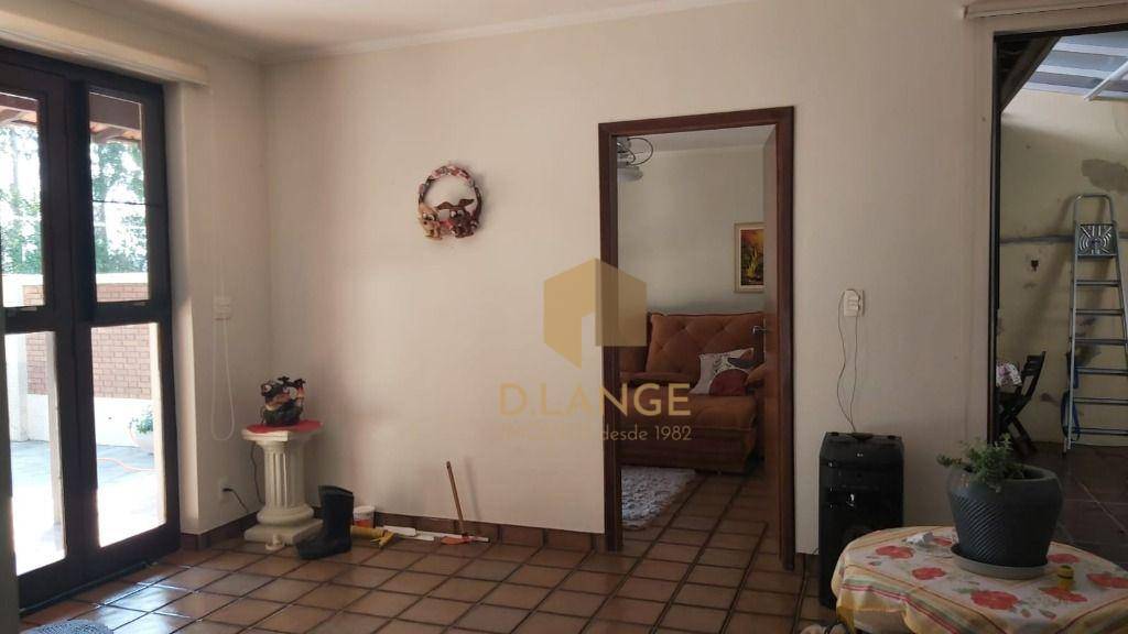 Casa à venda com 3 quartos, 198m² - Foto 9