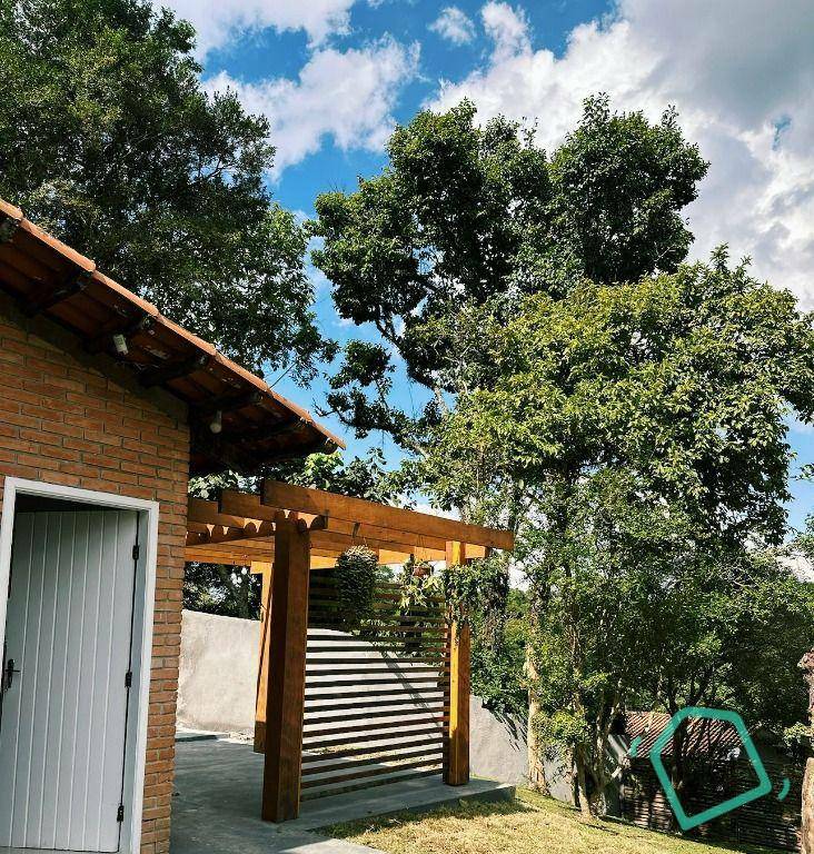 Casa de Condomínio para alugar com 3 quartos, 130m² - Foto 3