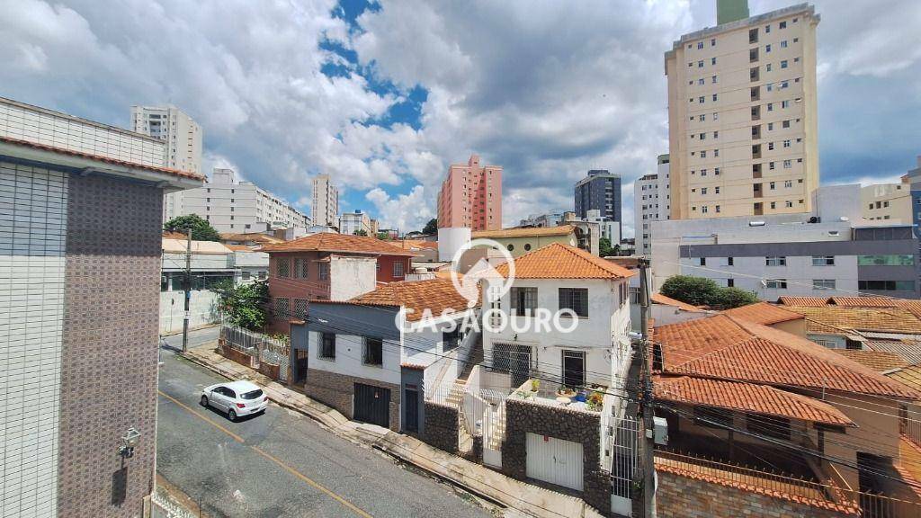 Apartamento à venda com 2 quartos, 68m² - Foto 24