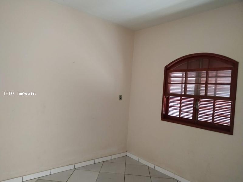 Casa à venda com 3 quartos, 125m² - Foto 4