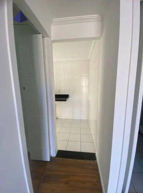 Apartamento à venda com 2 quartos, 43m² - Foto 15