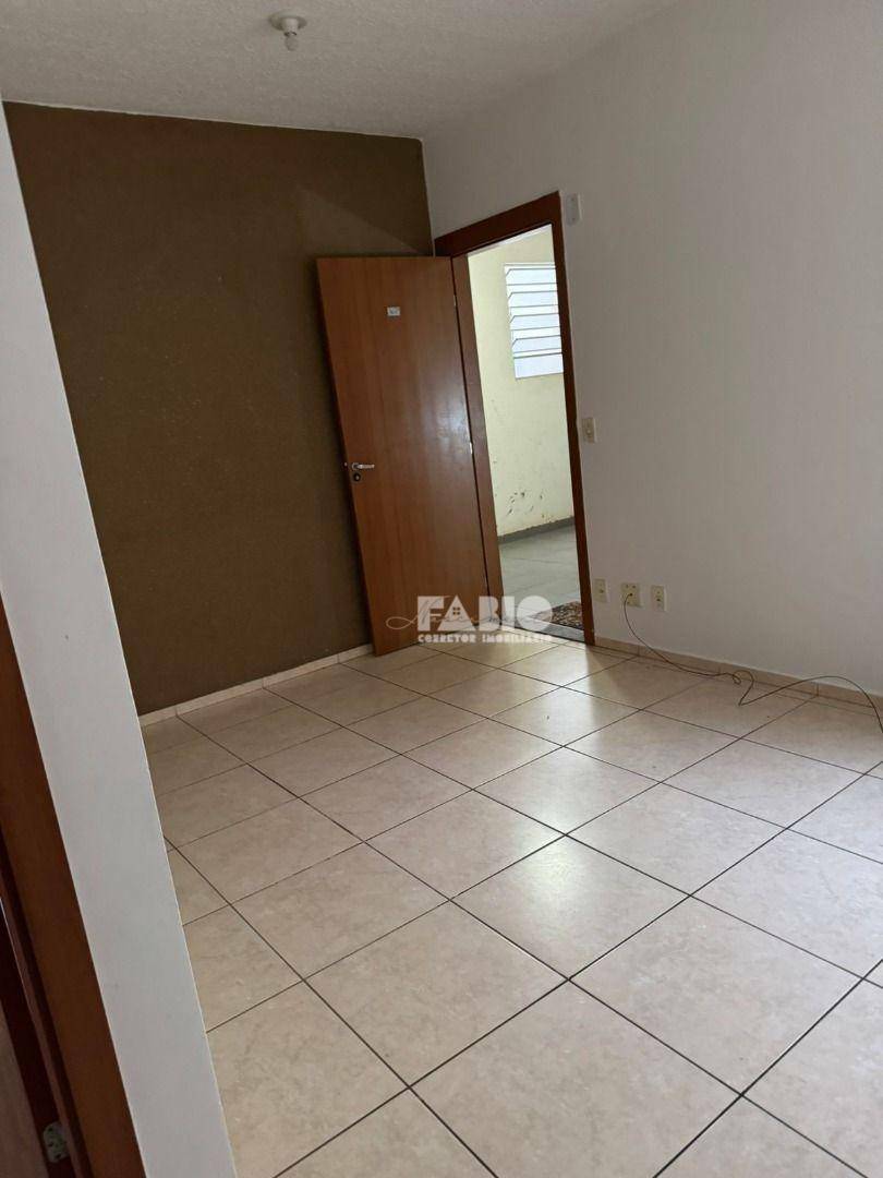 Apartamento à venda com 2 quartos, 45m² - Foto 8