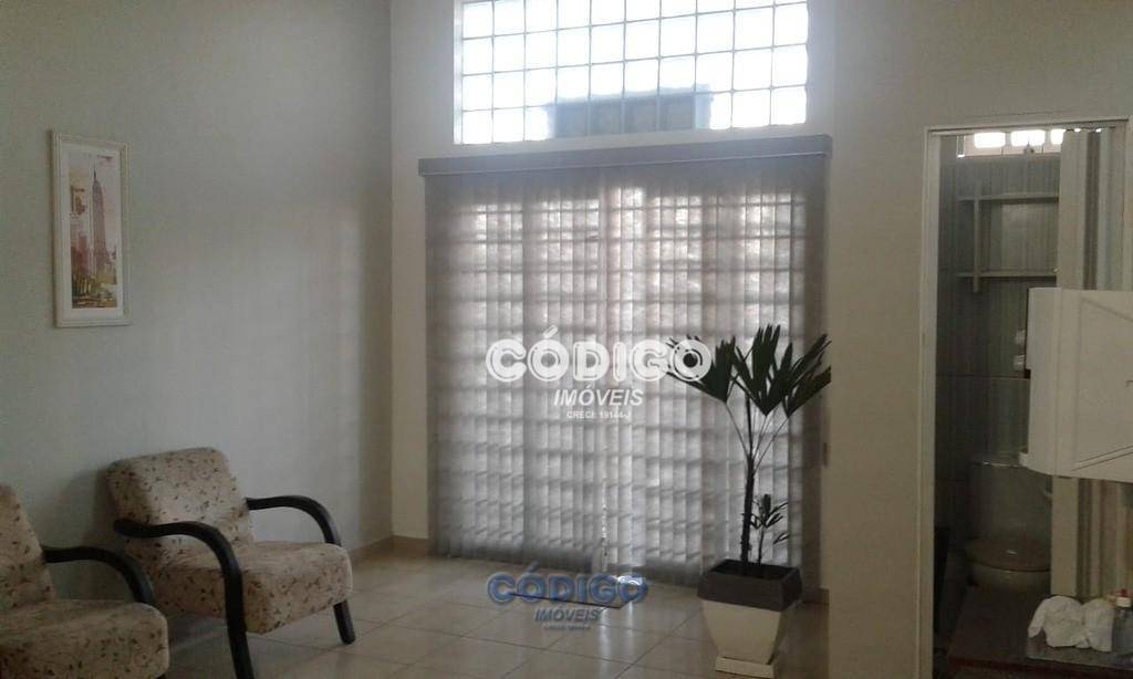 Sobrado à venda com 4 quartos, 250m² - Foto 16