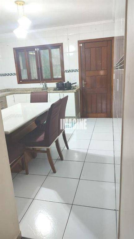 Sobrado à venda com 2 quartos, 88m² - Foto 5