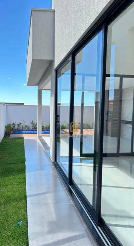 Casa de Condomínio à venda com 3 quartos, 202m² - Foto 9