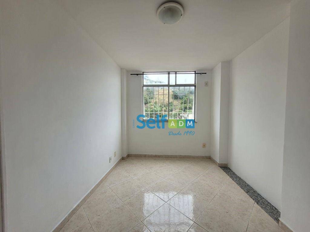 Apartamento para alugar com 2 quartos, 55m² - Foto 4