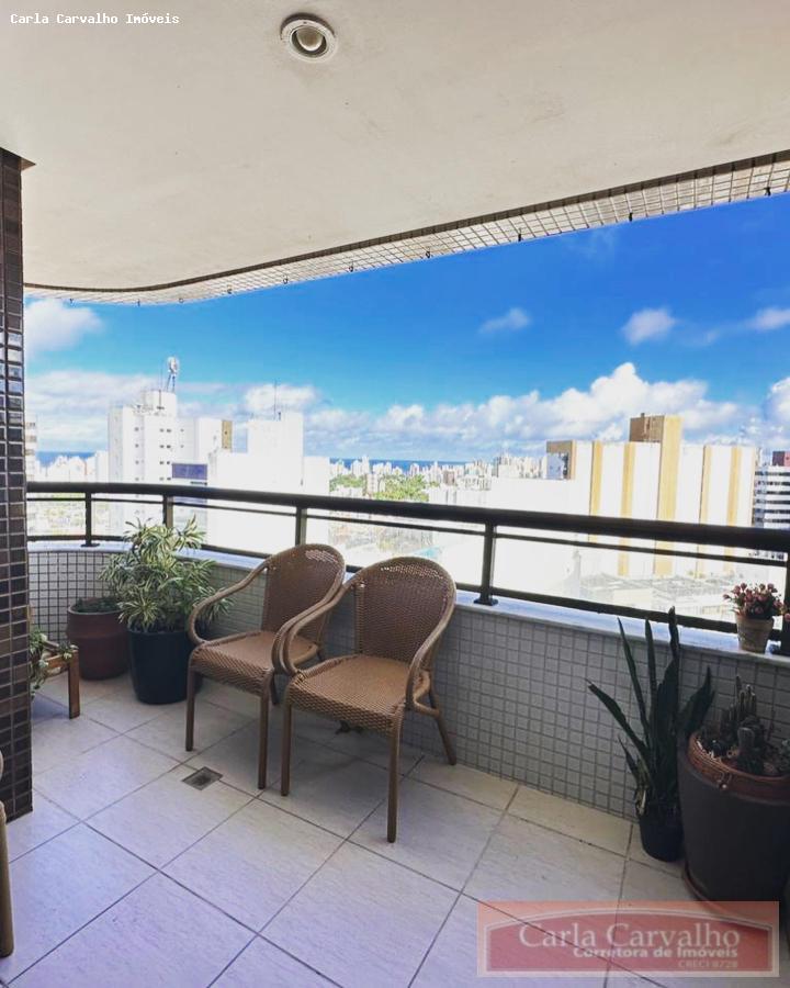 Apartamento à venda com 3 quartos, 115m² - Foto 2