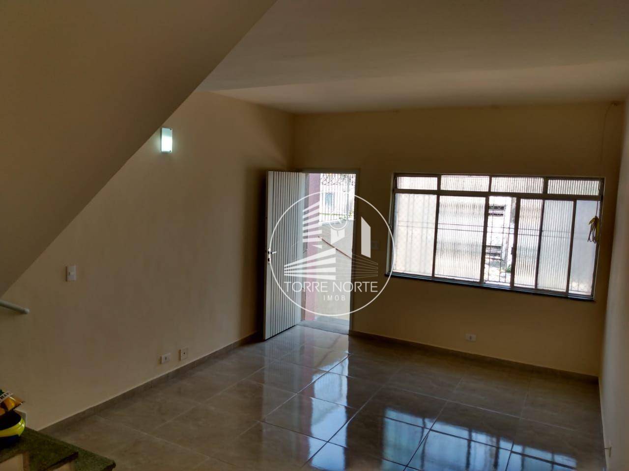 Sobrado à venda com 3 quartos, 110M2 - Foto 1